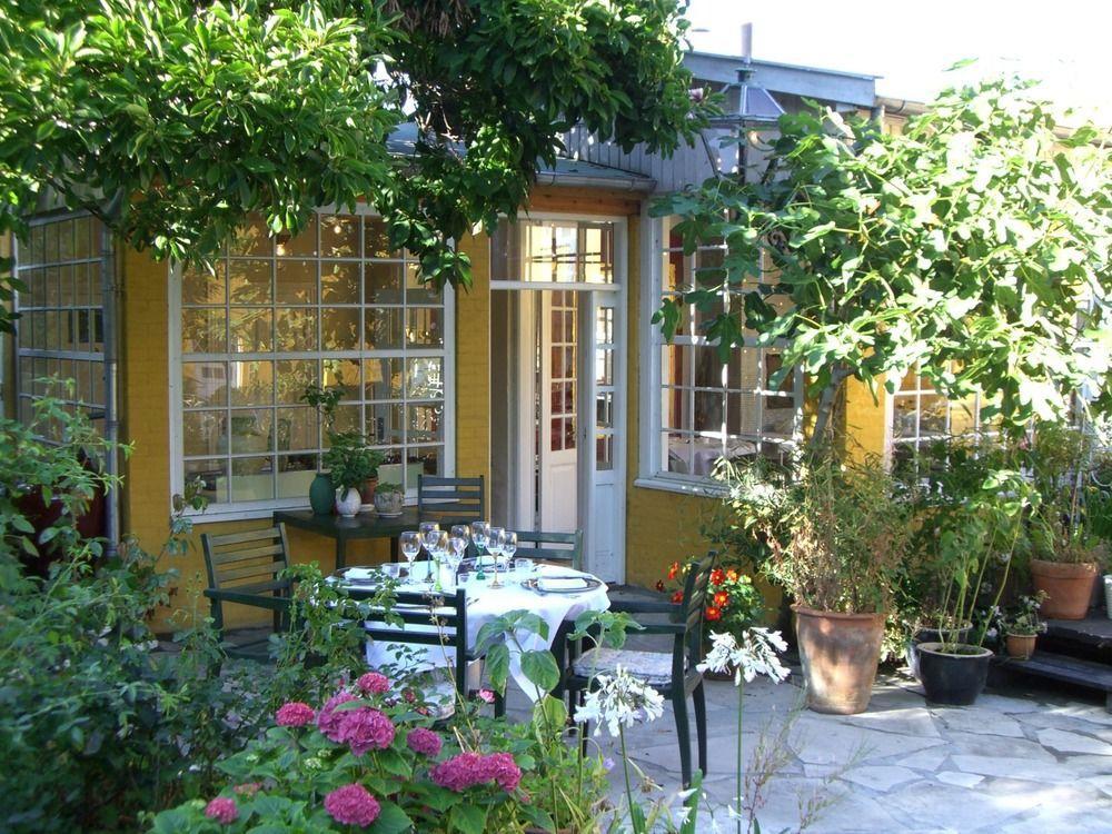 Jantzens Hotel Gudhjem Exterior photo